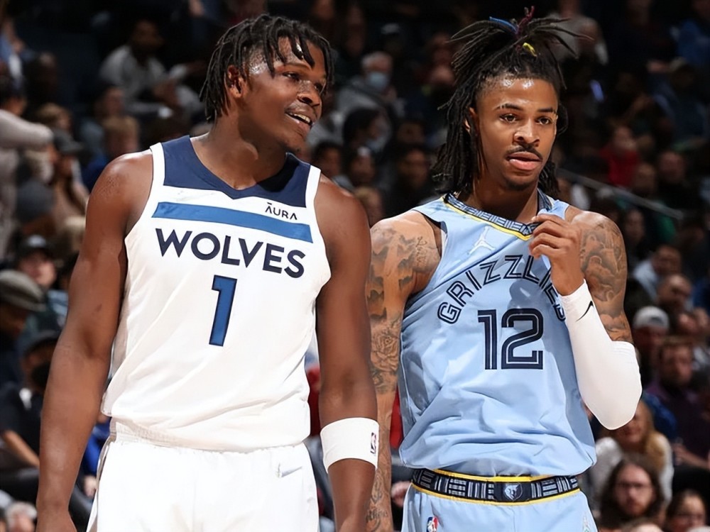 消息人士透露，保罗在G联盟中的地位不容小觑。（知情人士称，保罗在发展联盟的影响力举足轻重）