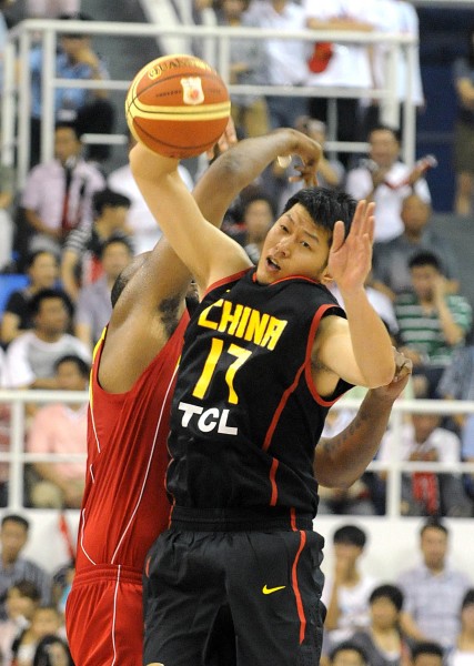 弗罗因德：在和合同将到期的球员谈话，转会窗不让我们紧张（弗罗因德：正与合同即将到期的球员沟通，转会窗不会让我们紧张）