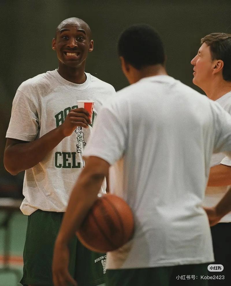 墨尔本联官方：伊利可以出战对阵36人，沃克缺席（墨尔本联：伊利确定出场迎战36人，沃克将缺阵）