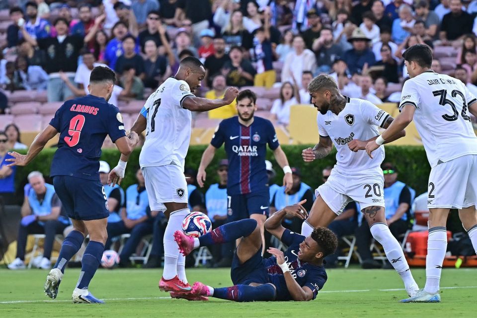 尤文vs卡利亚里：弗拉霍维奇、伊尔迪兹首发，佩林出战（尤文对阵卡利亚里：弗拉霍维奇、伊尔迪兹先发，佩林登场）