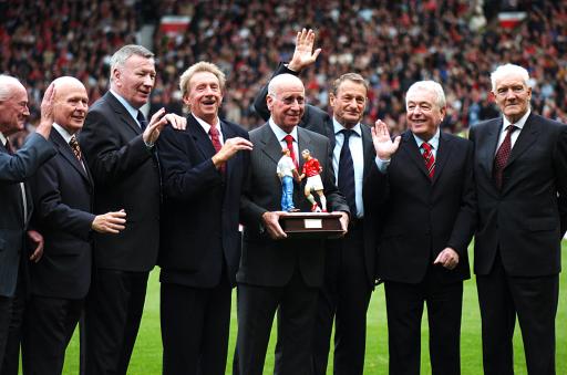 英超积分榜更新：曼城榜首压力加大,（英超最新积分榜：曼城领跑压力加剧）