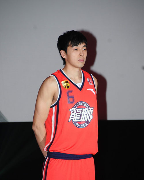 官方：恰尔汗奥卢当选国米10月队内最佳球员（国米官宣：恰尔汗奥卢荣膺球队10月最佳球员）