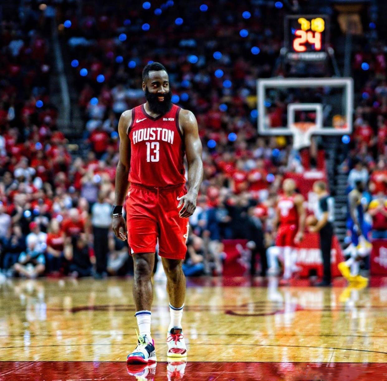 姆巴佩：坎特非常重要，他的回归为我们带来了宝贵的经验（姆巴佩：坎特至关重要，他的回归为球队增添宝贵经验）