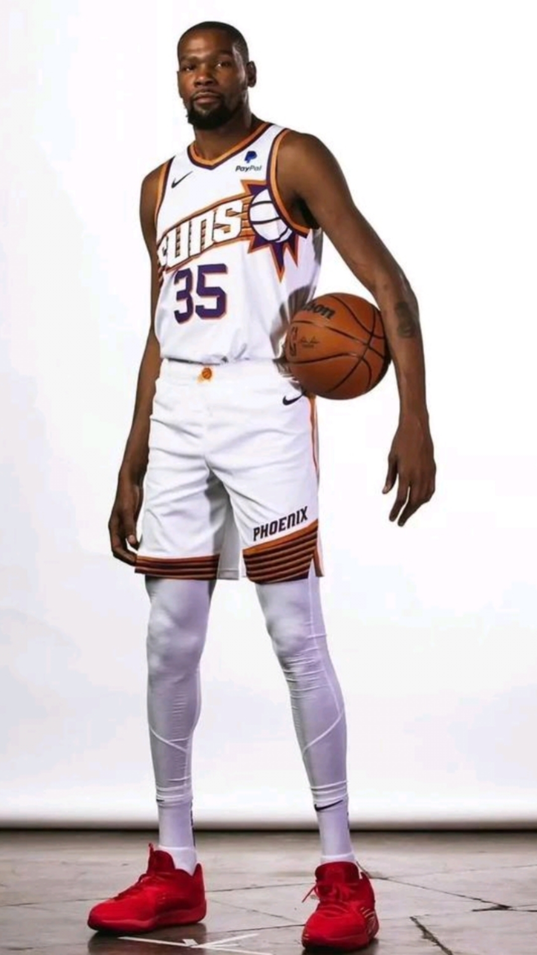 特瓦斯：国家德比不是反暴力的榜样，但球员承受的压力很大（特瓦斯：国家德比难称反暴力典范，球员压力巨大）