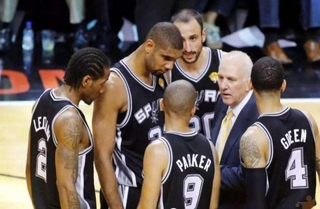 浙江男篮备战新赛季，定妆照花絮视频引关注（浙江男篮冲刺新赛季，定妆照幕后花絮视频成焦点）