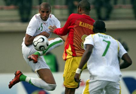 仅次于拉莫斯和魔笛，佩里西奇是欧冠打入点球第三年长的球员（佩里西奇成欧冠点球破门球员中年龄第三，仅次拉莫斯与魔笛）