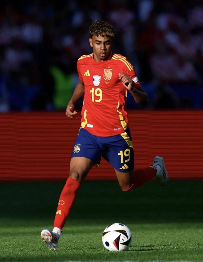 场均4.625球，挪威队创造世欧预小组赛阶段场均最多进球纪录（挪威队以场均4.625球改写世欧预小组赛进球纪录）