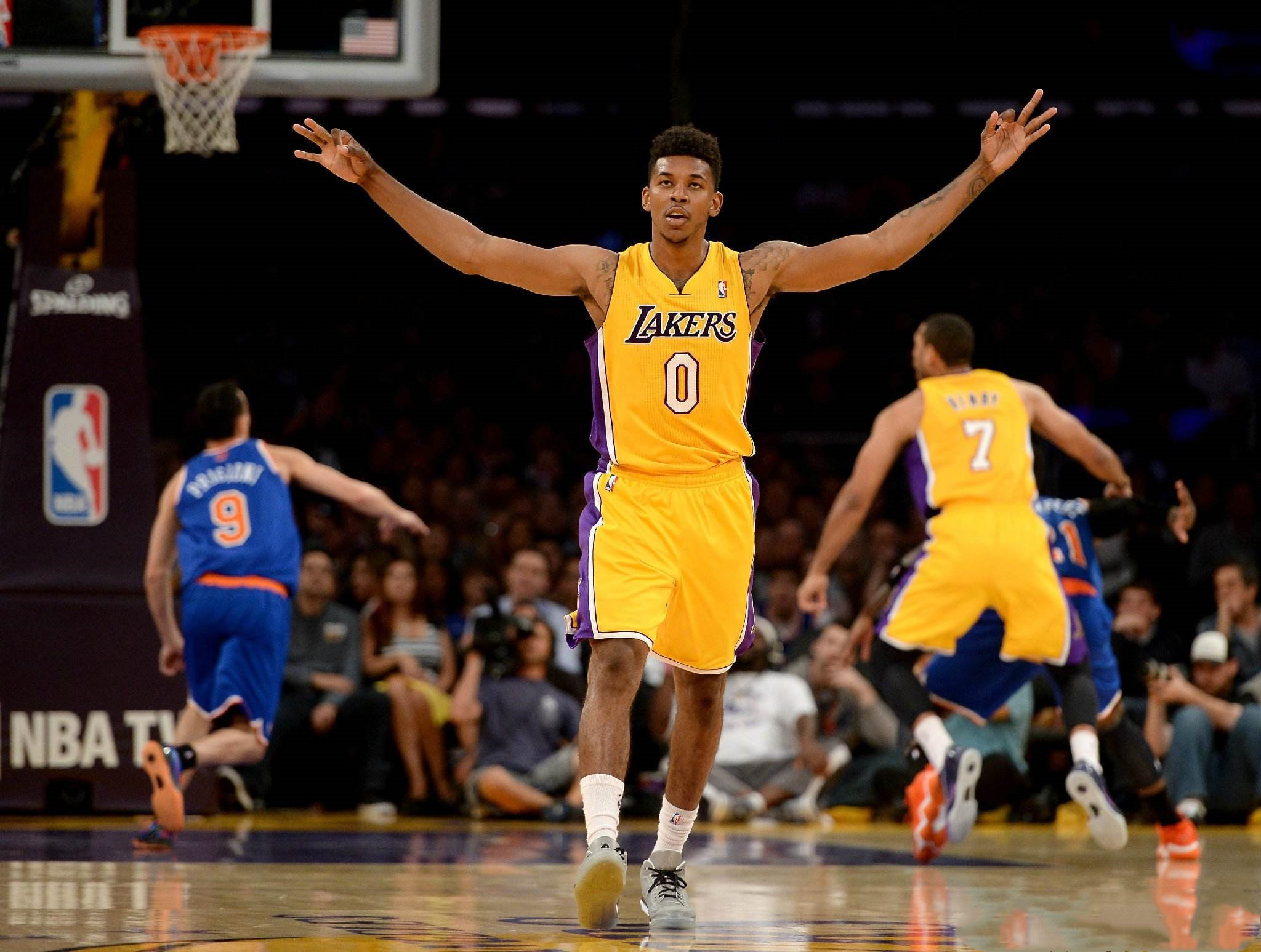 国安内部人士：传闻说俱乐部要解散、欠薪8个月都是谣言（国安内部人士辟谣：俱乐部解散与欠薪8个月均不属实）