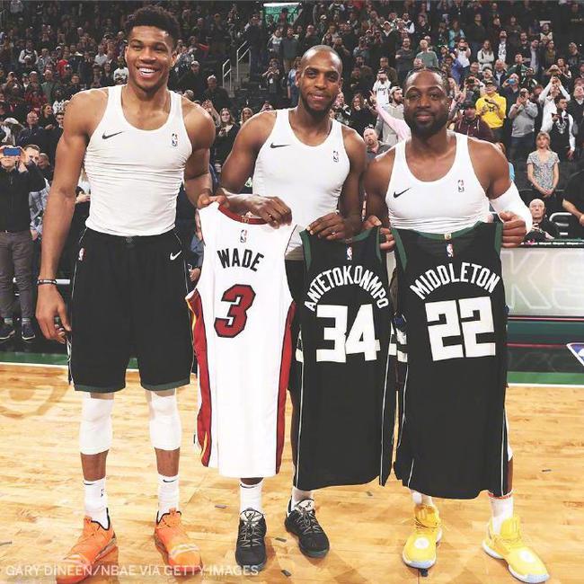 莫雷托：米兰和迈尼昂达成协议后搁置续约，球员接近离队（莫雷托：米兰与迈尼昂同意暂缓续约，球员离队在即）